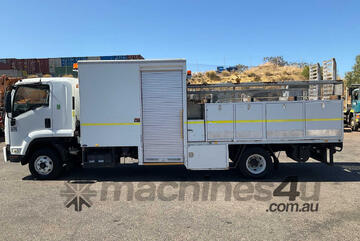 2013 Isuzu FRR600 LWB Service Body Day Cab