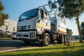 Isuzu FVZ 240-300 Water truck Truck