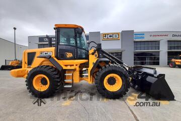 Jcb   426HT Loader