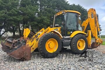 Jcb 2003   4CX