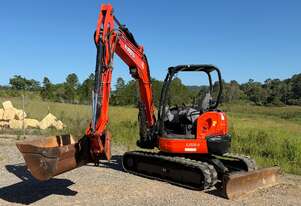 Kubota U55-4 Tilt Hitch Excavator ***Package Deal***