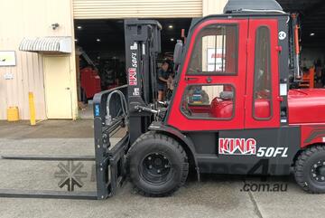 5.0c Forklift with Enclosed Cab and Air Conditioning