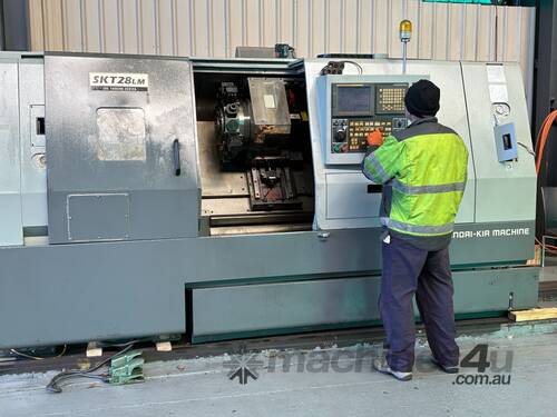 Hyundai Kia CNC lathe with milling function