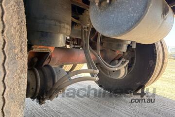 2015 Boomer Tri Axle Tri Axle Tanker Trailer