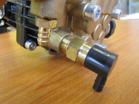 Pressure Washer Pump 3045 PSI - picture1' - Click to enlarge
