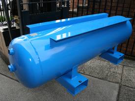 260 LITRE HORIZONTAL AIR RECEIVER PRIMED & PAINTED - picture0' - Click to enlarge