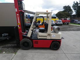 Nissan PHO2A25U Forklift - picture0' - Click to enlarge