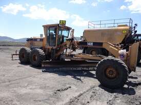 Caterpillar 14H-2 Grader - picture2' - Click to enlarge