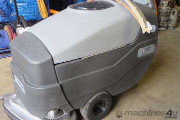 Nilisk Ba855 Auto Scrubber 261 hours Nilisk Ba855 Auto Scrubber 261 hours