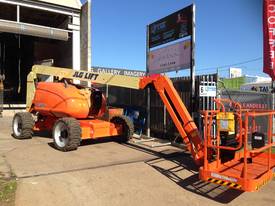 Jlg 600 aj four wheel drive 2005 just had 10 year  - picture2' - Click to enlarge