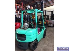 Used 2500kg Mitubishi Forklift - picture2' - Click to enlarge