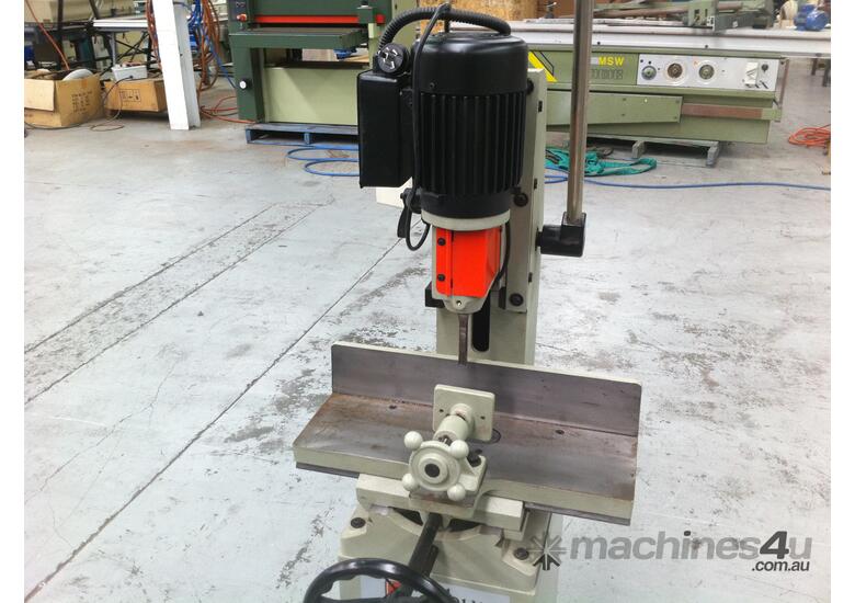 caption XCALIBUR 2303 SQUARE CHISEL MORTISER