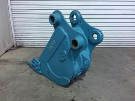 UNUSED 300MM TRENCHING BUCKET TO SUIT 8-11T EXCAVATOR D897 - picture2' - Click to enlarge