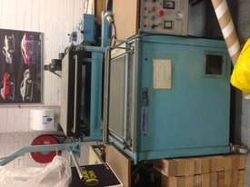 PACKING MACHINE [VACUUM SKIN PACKER] - picture0' - Click to enlarge