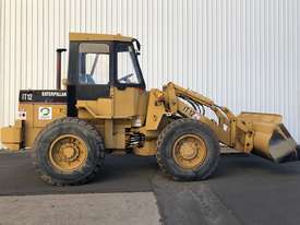 Caterpillar IT12 Wheel Loader - picture0' - Click to enlarge
