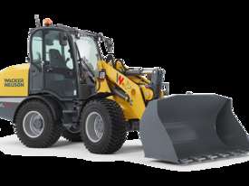 WL70 Articulated Wheel Loader - picture2' - Click to enlarge