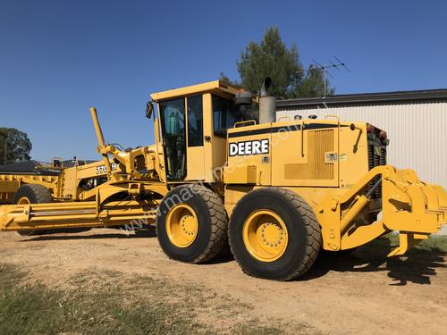 (Sold) JOHN DEERE ROAD GRADER Ex Councl 770CH 220Hp 18T 14ft Mold + Front Dozer Blade + Rear Rippers