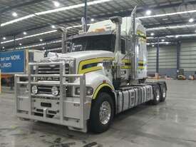 Mack Trident - picture1' - Click to enlarge