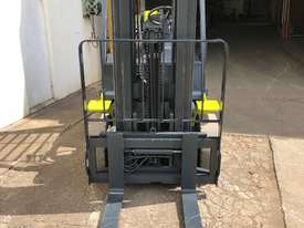 CLARK C25L Counterbalance 2.5 Tonne LPG Forklift - Hire - picture1' - Click to enlarge