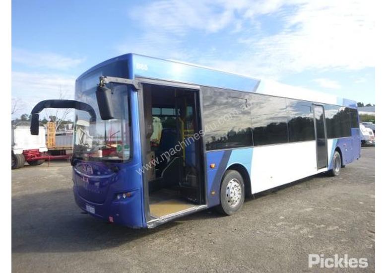 caption 2007 BCI BCIPK6120AG