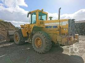 VOLVO L120C Wheel Loader - picture2' - Click to enlarge
