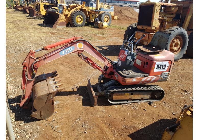 caption 2002 IHI Nana 7J Excavator *CONDITIONS APPLY*