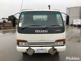 2002 Isuzu NQR 450 Long - picture1' - Click to enlarge