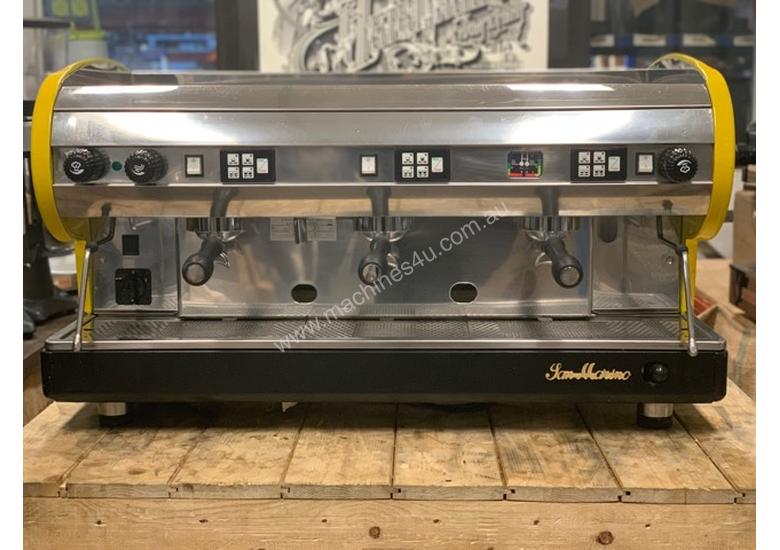 caption SAN MARINO LISA 3 GROUP YELLOW ESPRESSO COFFEE MACHINE