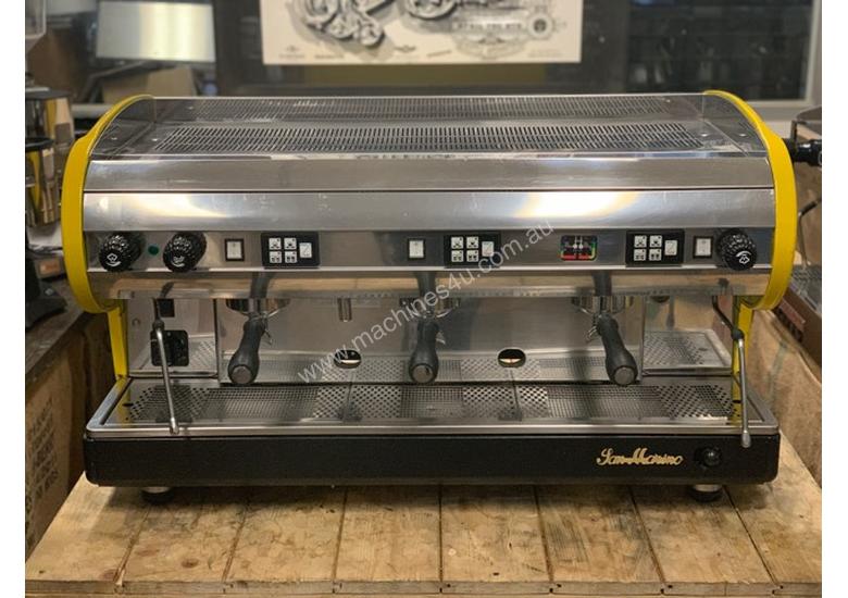 caption SAN MARINO LISA 3 GROUP YELLOW ESPRESSO COFFEE MACHINE