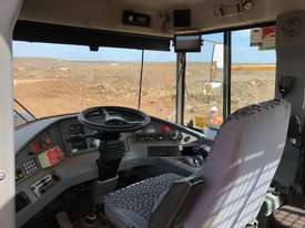 Volvo A40E FS - picture1' - Click to enlarge
