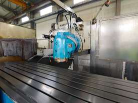 2002 Kiheung (Korea) KNC-U1000 CNC Bed Mill - picture2' - Click to enlarge