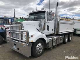 2011 Western Star 4800FX Constellation - picture1' - Click to enlarge