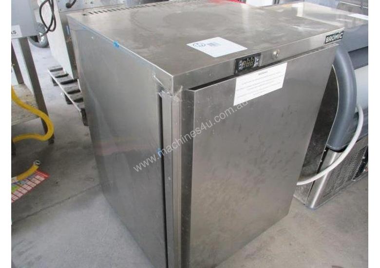 caption Bromic bar Freezer