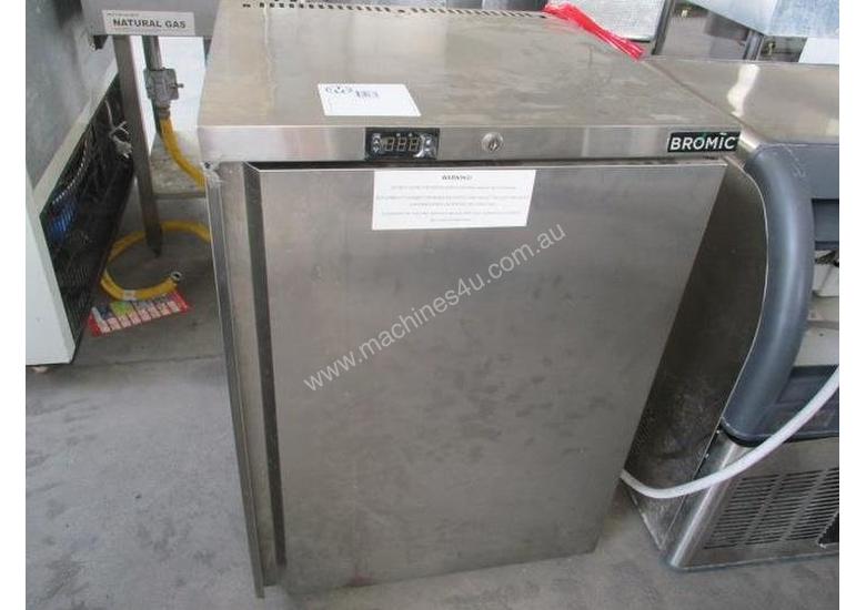 caption Bromic bar Freezer