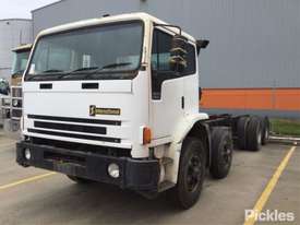 1996 International ACCO 2350G - picture2' - Click to enlarge