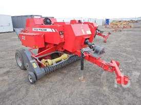 MASSEY FERGUSON 1840 Baler - picture0' - Click to enlarge