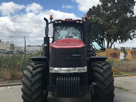 Case IH Magnum 310 FWA/4WD Tractor - picture2' - Click to enlarge
