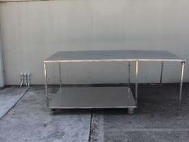 Stainless Steel Table - picture1' - Click to enlarge