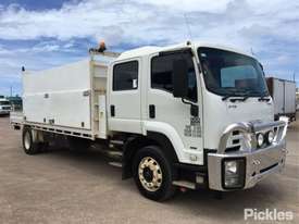 2013 Isuzu FTR900 - picture0' - Click to enlarge