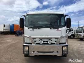 2013 Isuzu FTR900 - picture1' - Click to enlarge