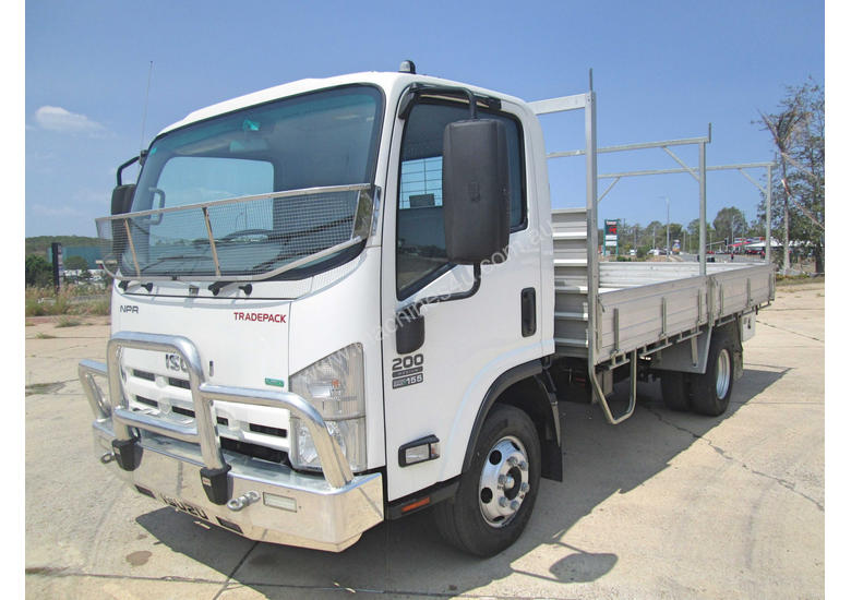 caption Isuzu NPR200 Tray Truck