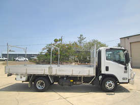 Isuzu NPR200 Tray Truck - picture2' - Click to enlarge