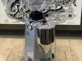 MAZZER MAJOR ELECTRONIC SILVER DEMO ESPRESSO COFFEE GRINDER - picture0' - Click to enlarge