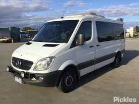2011 Mercedes-Benz Sprinter - picture2' - Click to enlarge