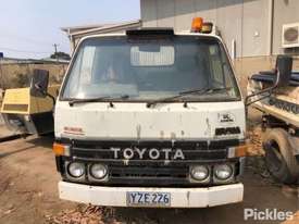 1986 Toyota Dyna 200 - picture1' - Click to enlarge