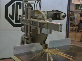 Large capacity radial arm saw - picture1' - Click to enlarge