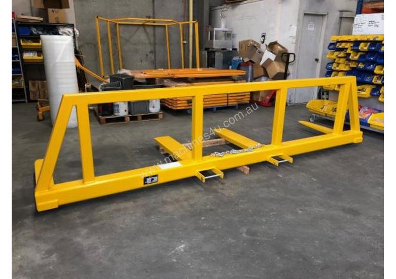 caption DHE-FS7-LG Forklift Spreader Load Guard – Safely Lift and Transport Extra Wide Loads up to 6.5T