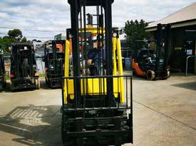 Hyster H2. 5FT Forklift  - picture1' - Click to enlarge