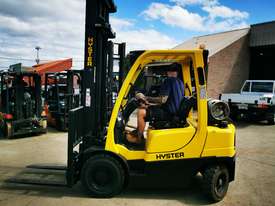 Hyster H2. 5FT Forklift  - picture2' - Click to enlarge