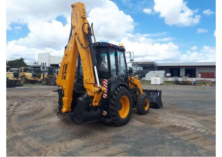 New 2017 gehl Gehl Backhoe Loader BL 818 SIDE SHIFT4WD Backhoe